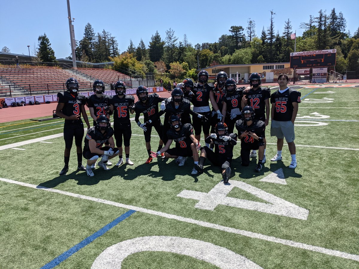 WoodsideCatsFB's tweet photo. 1 year ago, football players across the state would finally get to take the field after a never-ending offseason.
Workout pods, practice limitations, no weight room, no in-person team meetings, and the constant fear of making it this far only to get shut down.

Salute to c/o 2021 https://t.co/7Jb2LbI012