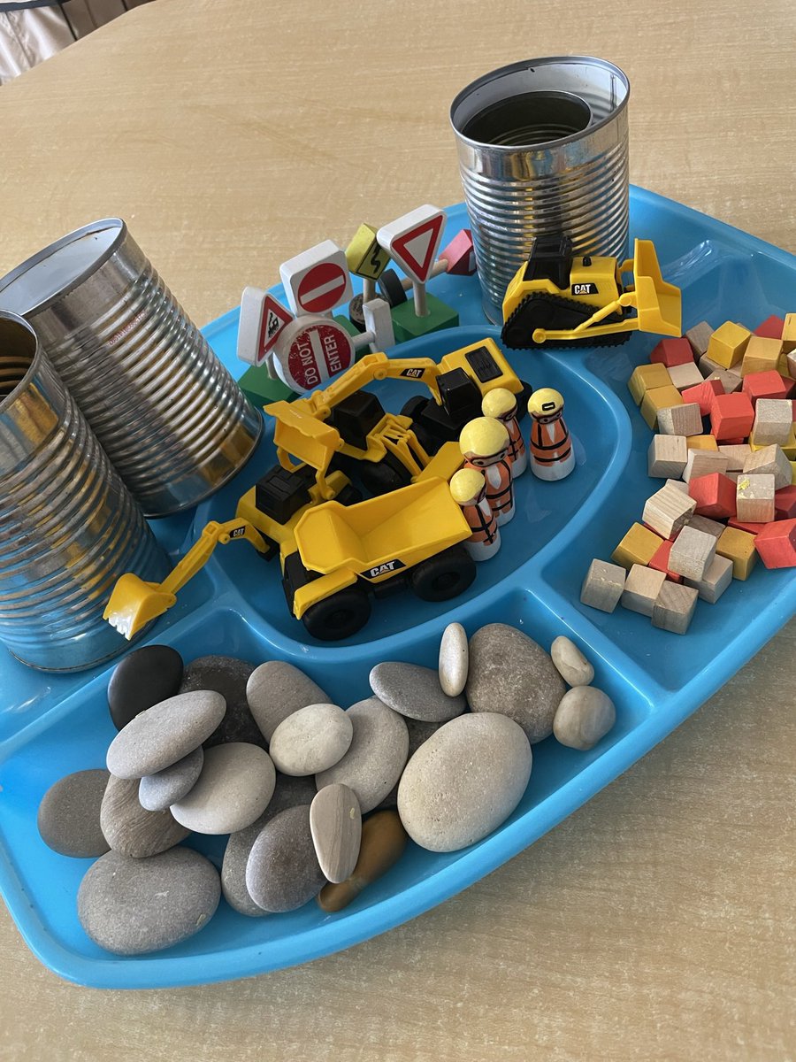 ShanCharland2's tweet photo. Community Inquiry 🏫 👮‍♂️ 👨‍🚒 @TLDSB @monckps #kinder #purposefulplay #playbaselearning https://t.co/P5aeQGWKOc