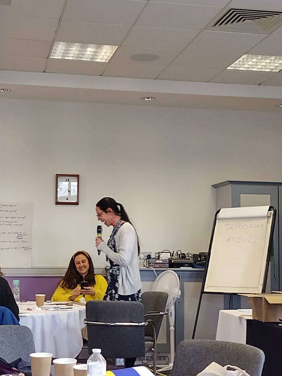 SouthEastNEU's tweet photo. @louiseatkinso14 closing @NEUnion #SENPYW22 conference encouraging members to get more involved @NEUnion structures and be a part of change. It's our union and you have the power to change education! #anotherschoolispossible #neu22 #anothereduispossible https://t.co/rMU2637m5Y