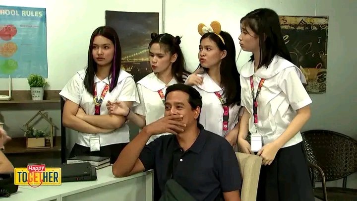 ak_cyx's tweet photo. aaaahh later na <33
watch 'HAPPY TOGETHER' 
Sunday | 7:40

#HappyToGetHerAshley 
#HappyToGetHerCessa https://t.co/WhXtPRjHJS