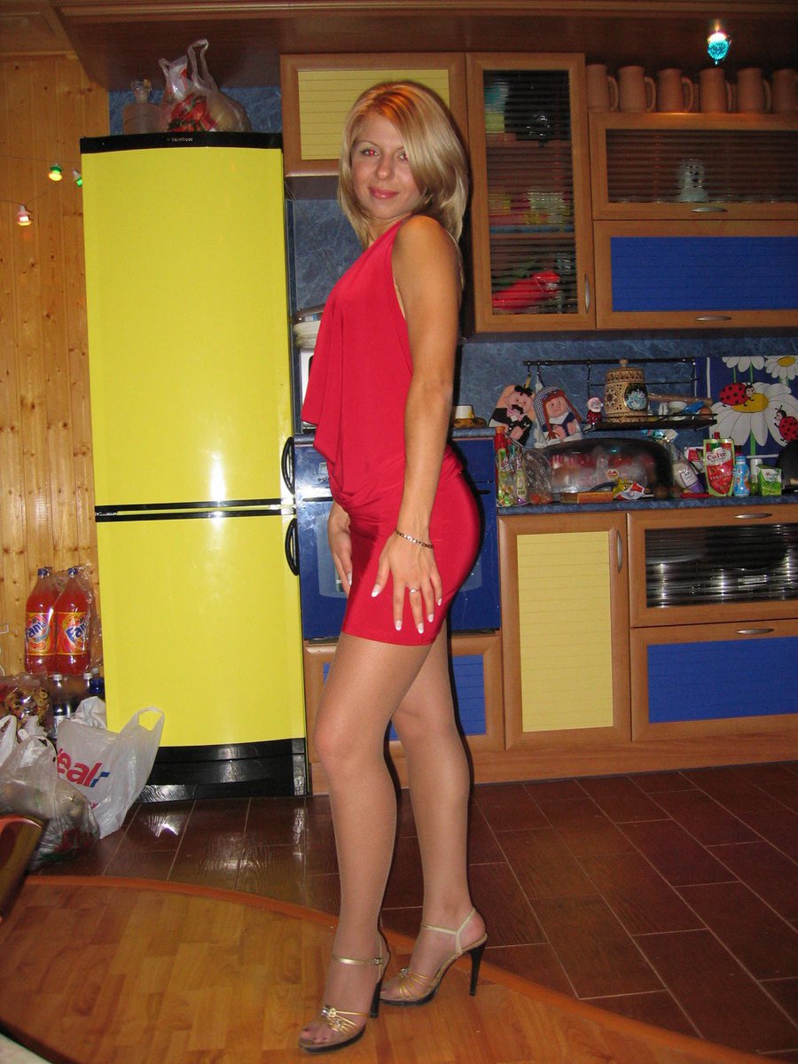 Amateur Pantyhose on Twitter "Red minidress with high heels and 