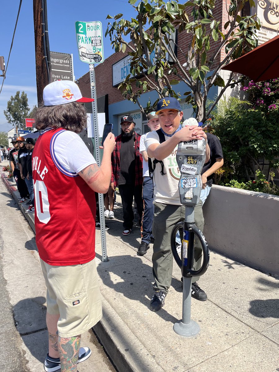 Mike Ono tweet media