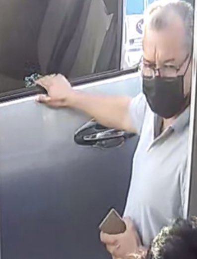 Este es el individuo que se llevó el vaso ajeno del lava auto en David. Que clase de🐀.