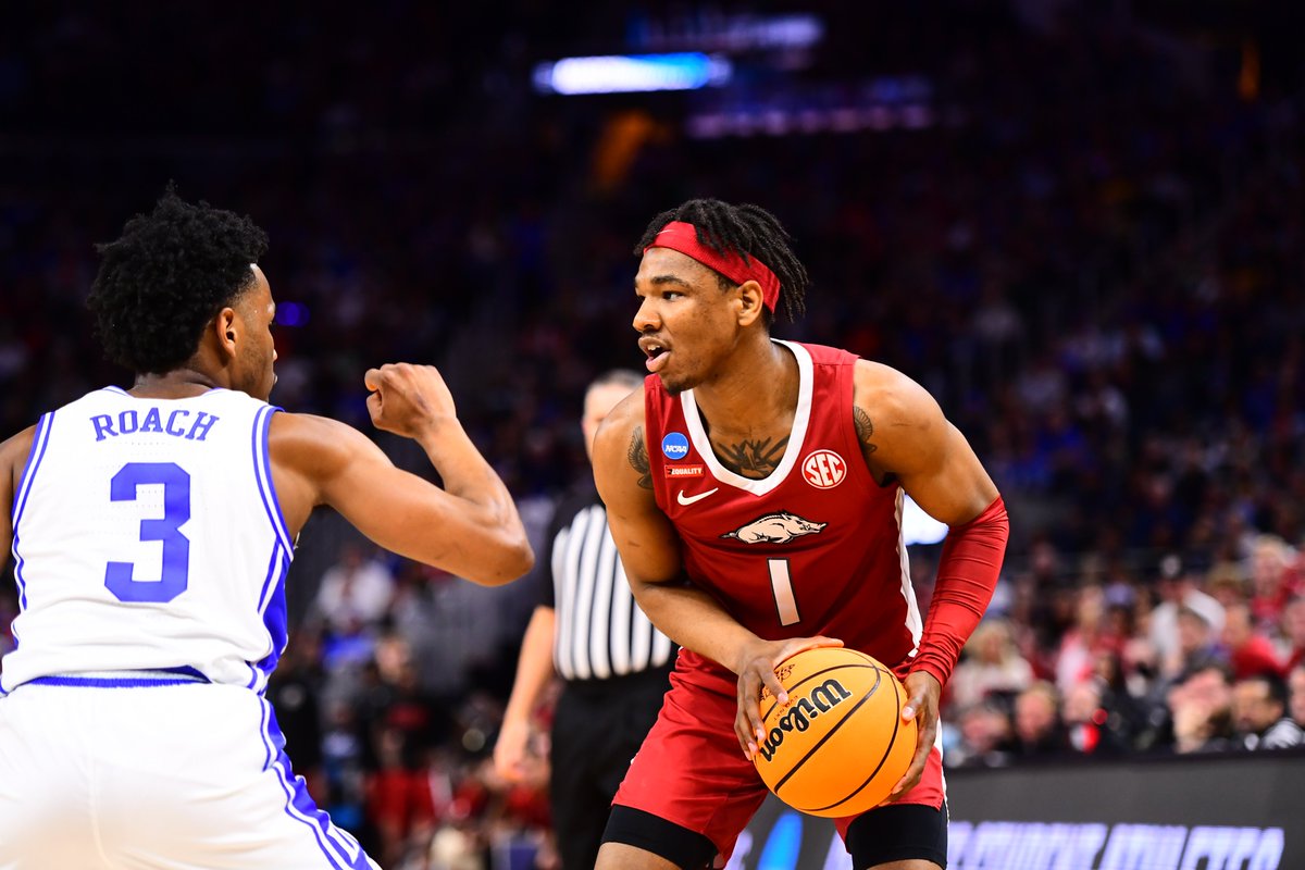 RazorbackComms's tweet photo. JD Notae and Jaylin Williams were named to the NCAA West Regional All-Tournament team. https://t.co/IXO8grGP2R