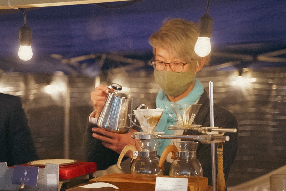 mikantoku's tweet photo. 岐阜は柳ヶ瀬の
旧長崎屋ビルで開催されたコーヒーイベント『COFFEE COUNTER』へ。

#coffeecounter 
#yanagasecoffeecounter 
#柳ヶ瀬コーヒーカウンター 
#coffeefestival
#岐阜市 #柳ヶ瀬 #長崎屋 #柳ヶ瀬広場 https://t.co/6CAo3RnmVs