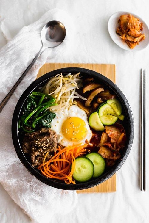 SUMJAMBAN's tweet photo. ㅤㅤㅤ

♪ Bibimbap 
♪ Tteokbokki 
♪ Dalgona
♪ Egg bread 

ㅤㅤㅤ https://t.co/Gbr8pSBxmb