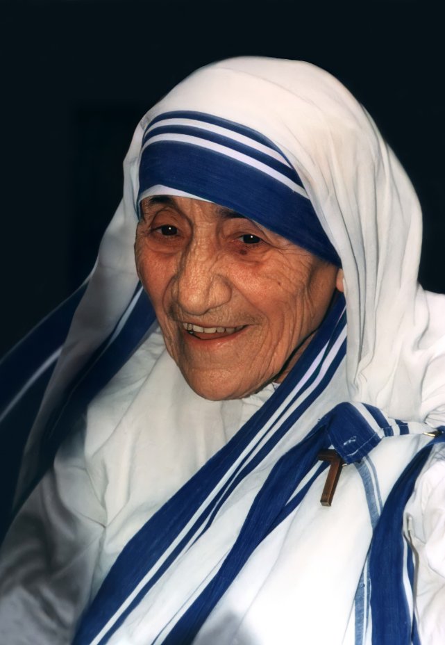 ColumbansUK's tweet photo. Thank God for mothers! #MotheringSunday #MothersDay
#LayMissionary Ger shares with us words from #MotherTeresa, a Catholic nun who dedicated her life to caring for the destitute & dying in the slums of Calcutta in India.
Have a read of 'Do it Anyway' >>> https://t.co/FWvRqPgi5Q https://t.co/bx722VwXQx