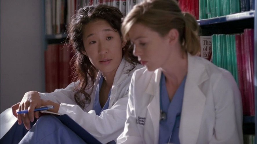 SeriesUpdateFR's tweet image. Il y a 17 ans, la série Grey's Anatomy diffusait son premier épisode.🩺