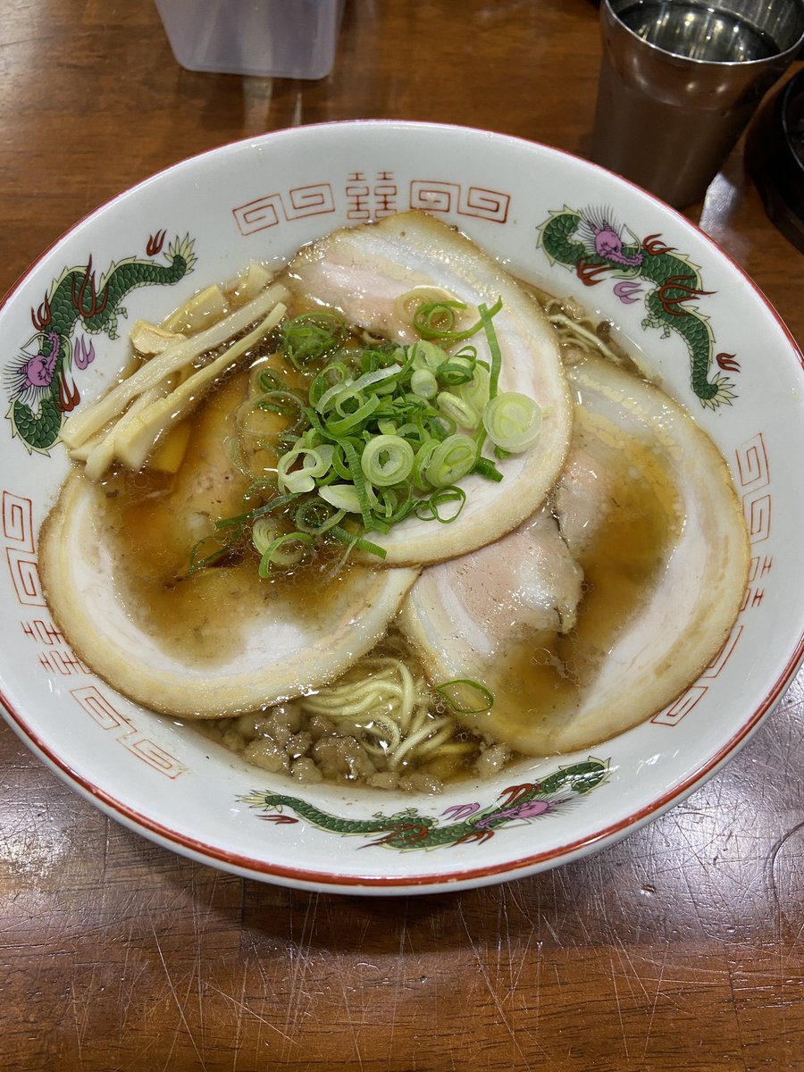 tabemonotaro's tweet photo. 広島に行ってきました☀️
八天堂カフェでは、配膳ロボが活躍してました🤖 https://t.co/rA2iR7pup6