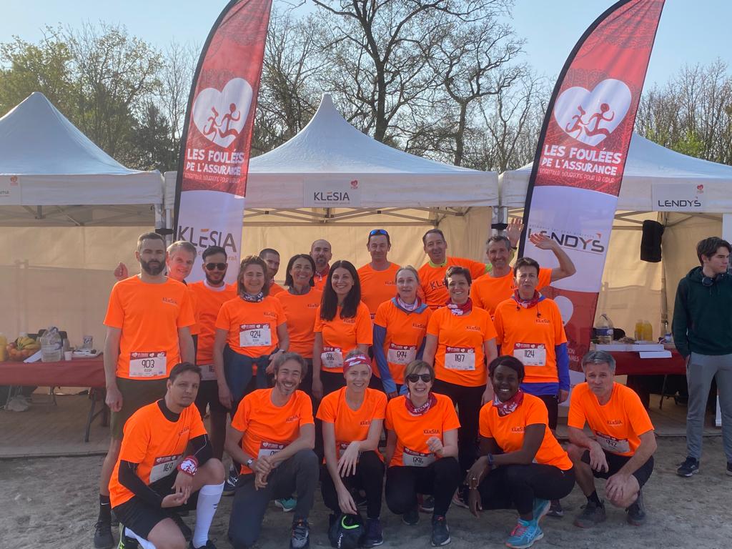 Klesia's tweet photo. 👟 Bonne course à la #TeamKlesia qui s'engage aux @LFDAssurance pour la recherche en cardiologie et en chirurgie cardiaque ❤️
#fda2022 #adicare #fouleesdelassurance https://t.co/HB8GkNHmlj