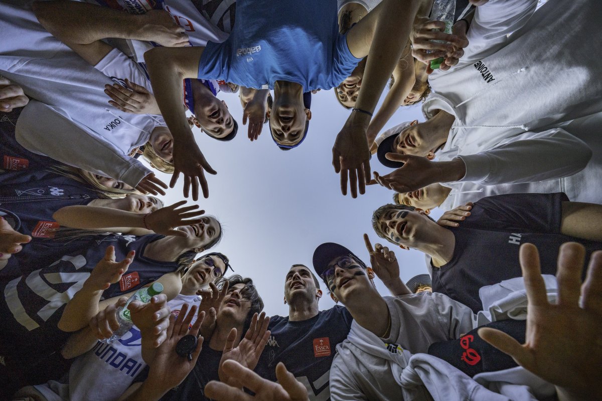 the30man's tweet photo. 🎬 sur la 3ème édition des Battles Inter-Campus de l'@ESSCA_Ecole qui se sont déroulées sur les installations de @VichyCommunaute

💯 350 étudiants l 11 tournois l 5 campus l 2,5 jours l Only 1 Winner : #ESSCA

📸 N Plessis https://t.co/7H0izAtSCp https://t.co/MU1LPdFd0j