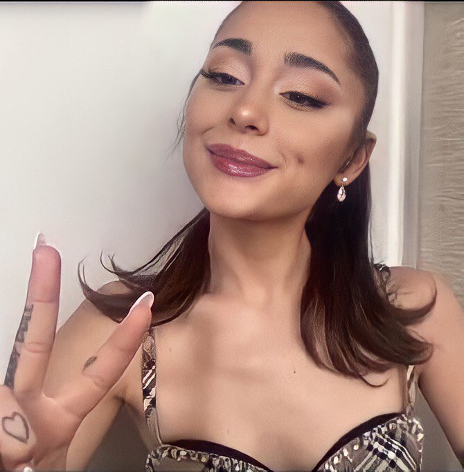 Cat Valentine (@valentinex_cat) on Twitter photo 