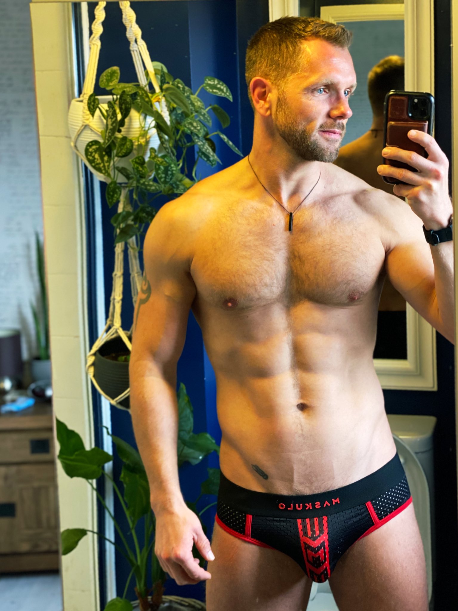 DAVE RICH on Twitter: "Sunday Seriousness 😑 https://t.co/pirjbtHGce" / Twitter