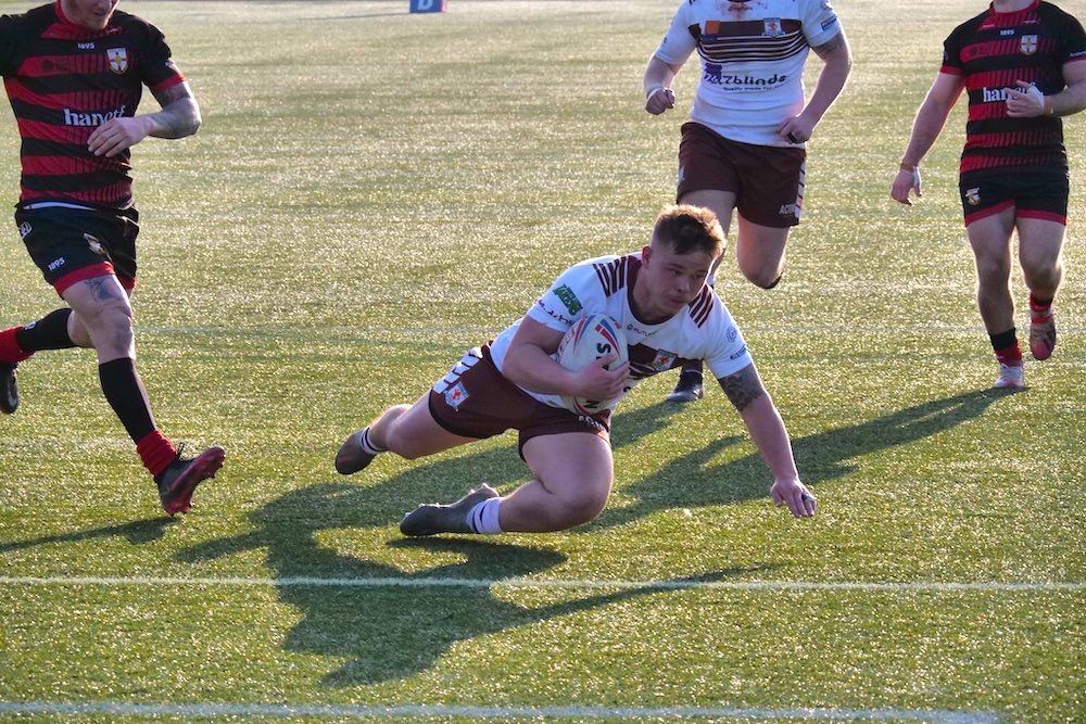 SouthLeedsLife's tweet photo. .@HunsletRLFC start their League 1 campaign with a win in a game of two halves
https://t.co/qnR39XWyF8 https://t.co/JkJ0ROclkF