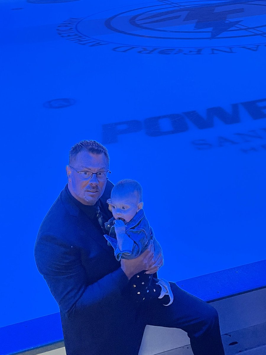 Tiffany Langer tweet media