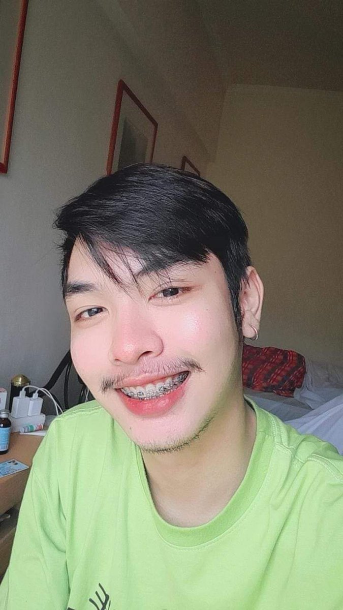 flukh784's tweet photo. ลองยิ้มให้ไป เผื่อจะมีใครเผลอใจให้เรา😍💞 https://t.co/WEKAEJVgfp