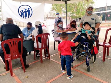 #Ayer | Sigauiendo los lineamientos del Pdte. @NicolasMaduro y de la ministra de Salud y Pdta. del #IVSS @MagaGutierrezV el centro @IVSSARVA realizó jornada de salud comunitaria. #PorUnSeguroMásSocial #JuntosPorCadaLatido