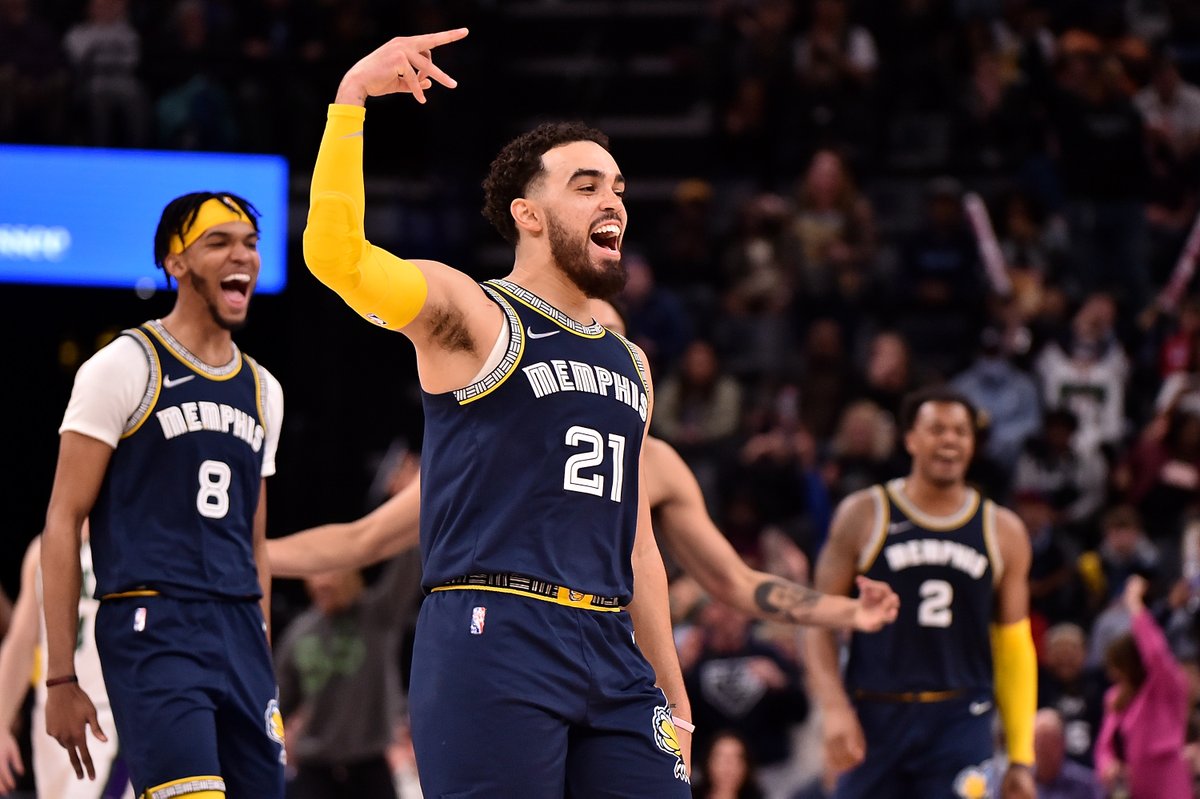 memgrizz's tweet photo. 🪨 13 points 
🪨 10 assists 

@1Tyus is on pace to lead the @NBA in assist-to-turnover ratio for the 4th straight season. https://t.co/tpXaGGbstE