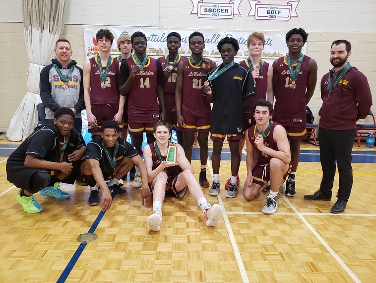 shsaasport's tweet photo. 🏀5A Boys HOOPLA🏀

🥇Harvest City
🥈 Campbell
🥉 LeBoldus https://t.co/tJxr8lhHOf