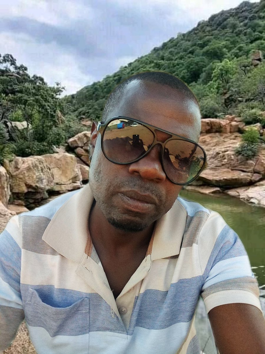 TshepoPatson's tweet photo. Morning Planet Earth https://t.co/or3KL7eUu7