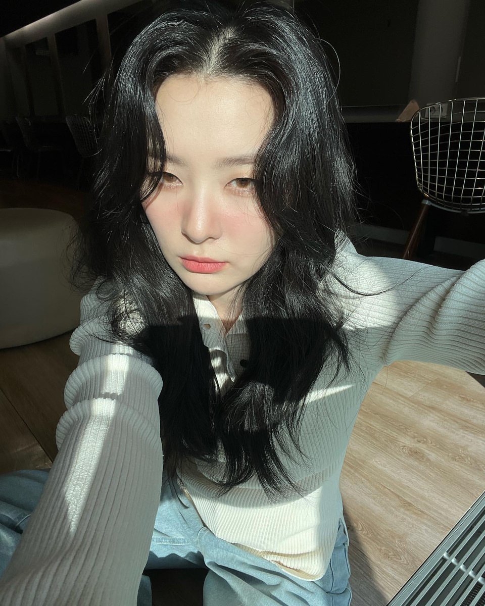 RV_SeulgiK's tweet photo. 음중 자연광은 못참지!!!! 🌷🌼💗🌸😝
https://t.co/eMiAvClI4f https://t.co/e1z7JMnBk2