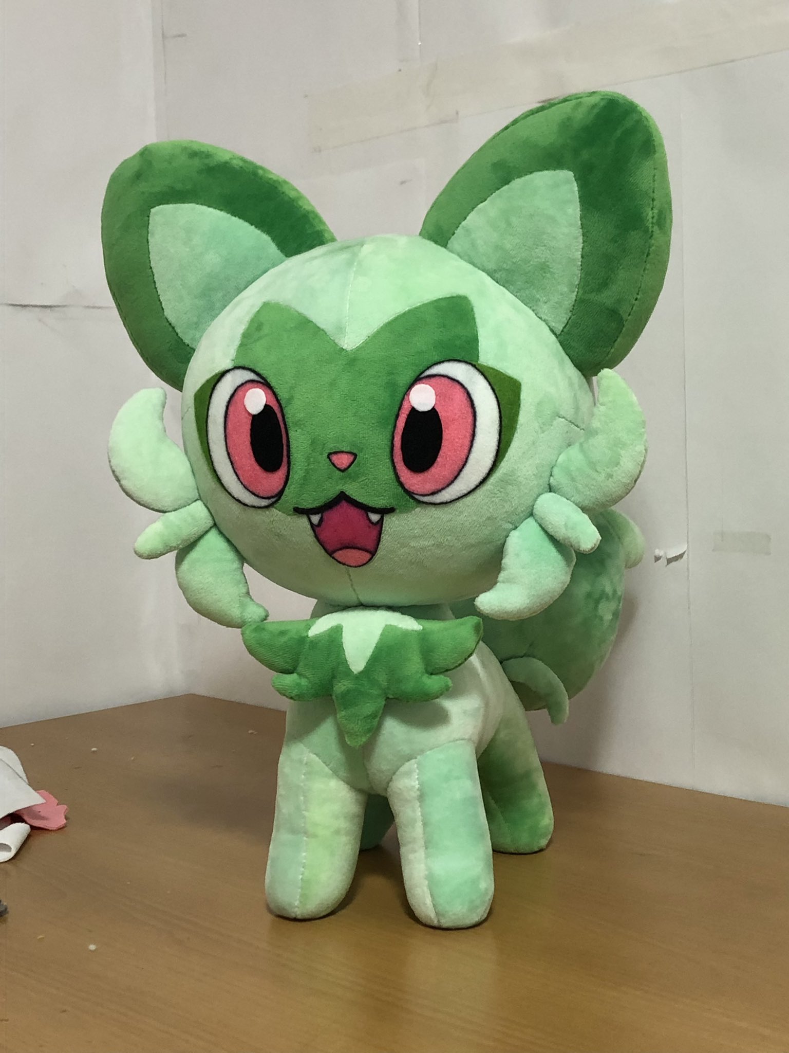 ニャオハ　等身大ぬいぐるみ ぬいぐるみ 等身大ニャオハ ｜【公式】ポケモンセンターオンライン