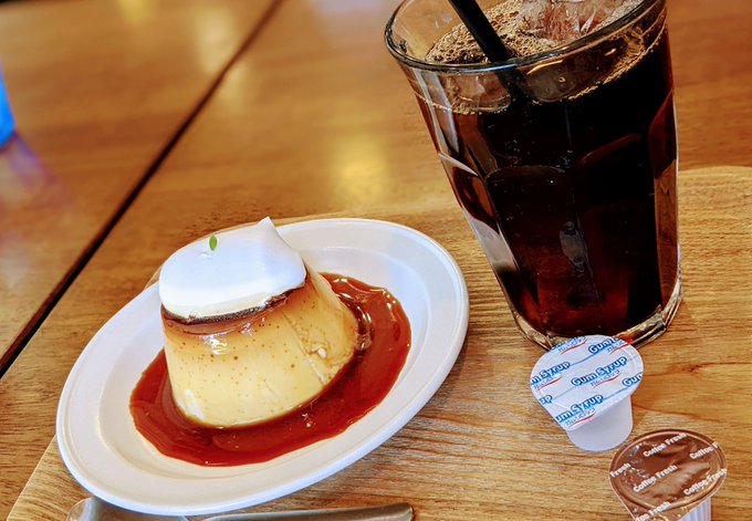 🍮🥄🦊自家製って言葉によわい おいしい 
