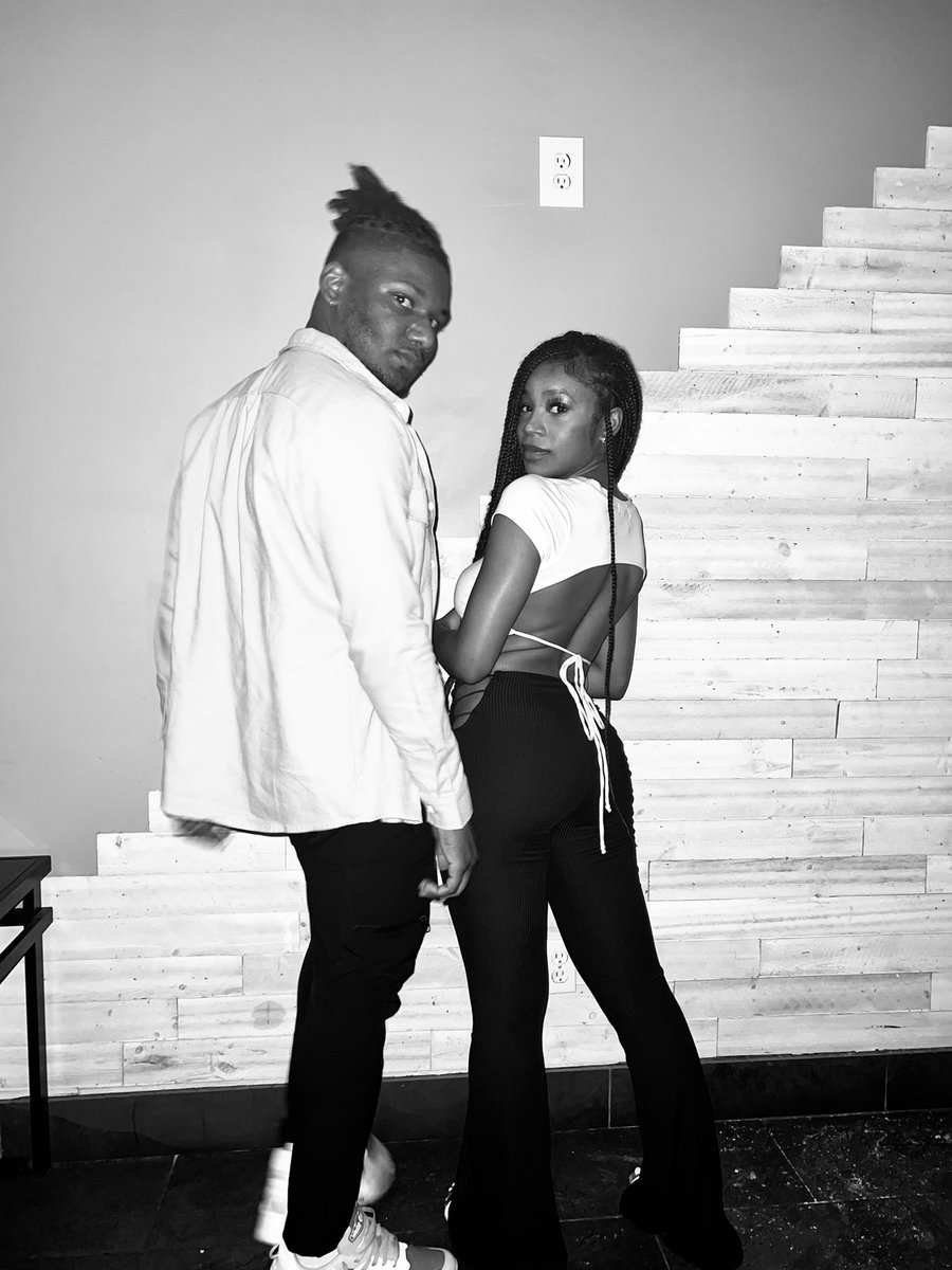 angelle_janee's tweet photo. It’s my bestie’s birthday! https://t.co/HLp0drFmxP