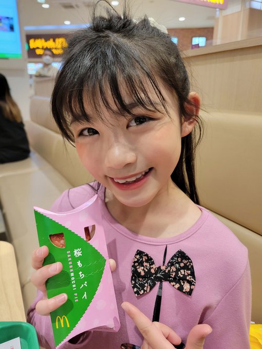 Twitterのコスプレ画像32