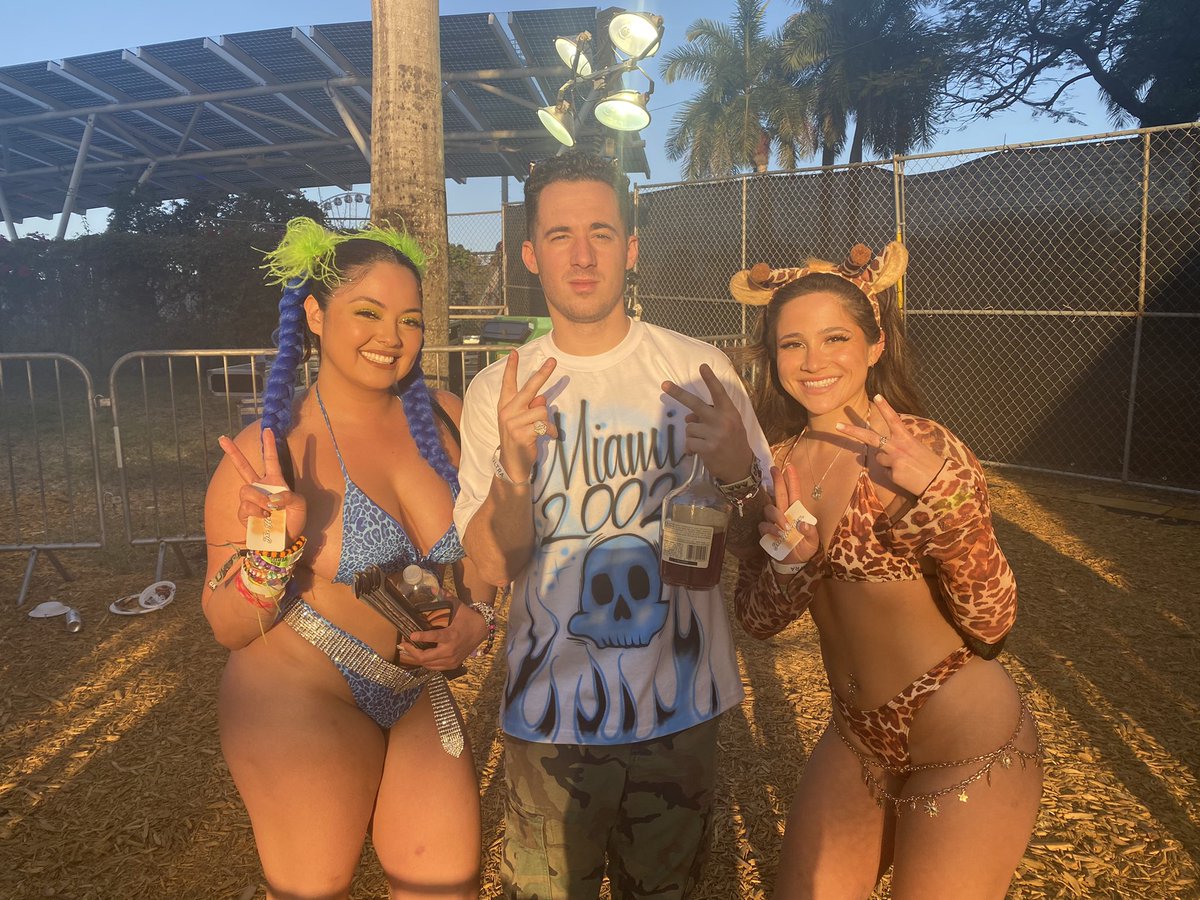 FRR0Y0's tweet photo. Fave set ✌🏻🦒🐆 #Ultra2022 https://t.co/ow6mnt2joD