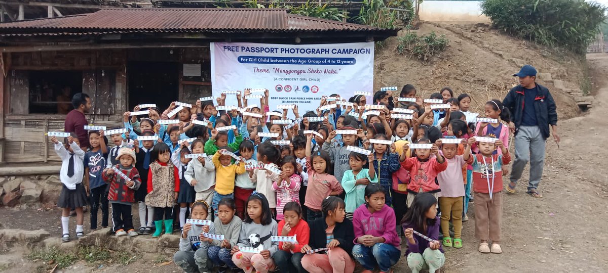 beti_mon's tweet photo. Free Passport Photo Campaign for girl child held on 26th March 2022 at Shangnyu Village

BBBP BLOCK TASK FORCE MON SADAR
@nld_srcw 
@DEO_MonDistrict
@MyGovNagaland https://t.co/PiKka2ddUZ