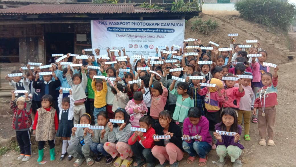 beti_mon's tweet photo. Free Passport Photo Campaign for girl child held on 26th March 2022 at Shangnyu Village

BBBP BLOCK TASK FORCE MON SADAR
@nld_srcw 
@DEO_MonDistrict
@MyGovNagaland https://t.co/PiKka2ddUZ