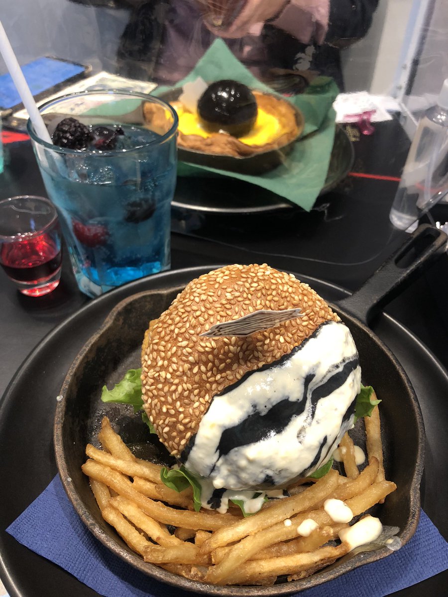 呪術コラボカフェ行きました〜♥