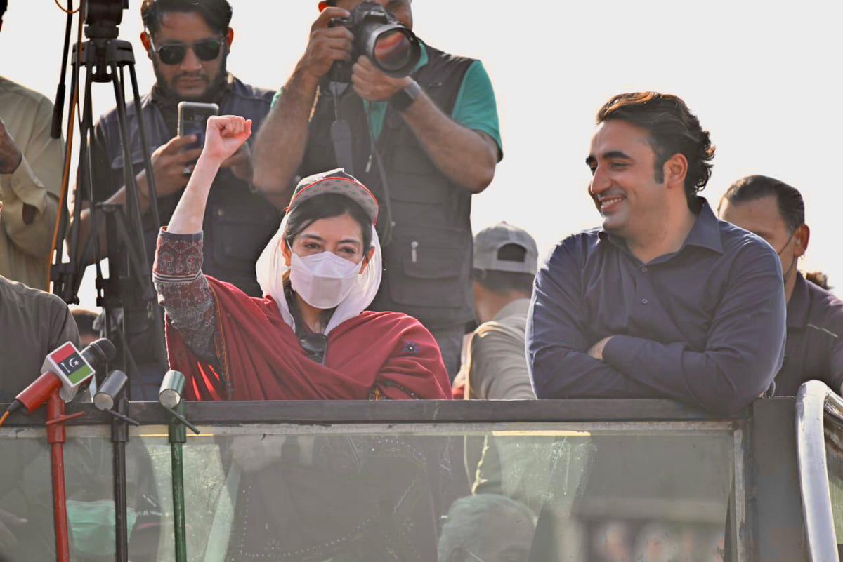 GhoriMuhammed's tweet image. The #AwamiMarch led by @BBhuttoZardari and Bibi @AseefaBZ became the voice of Pakistan, and historians will always remember that millions of people in all cities of Pakistan received a warm welcome everywhere.
They are only Hope of Pakistan's Nation, We are proud of you.