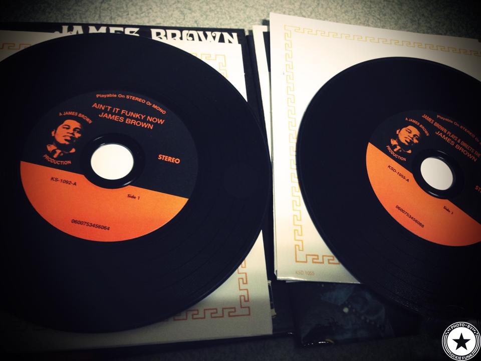 DixiefunkLab's tweet image. James Brown rare paper sleeve two instrumental albums
"The Popcorn"
"Ain't It Funky"

#cd #rarecd #papersleevecd #レアcd #紙ジャケット #papersleeve #紙ジャケcd #funk #ファンク #jb #jamesbrown #ジェームスブラウン