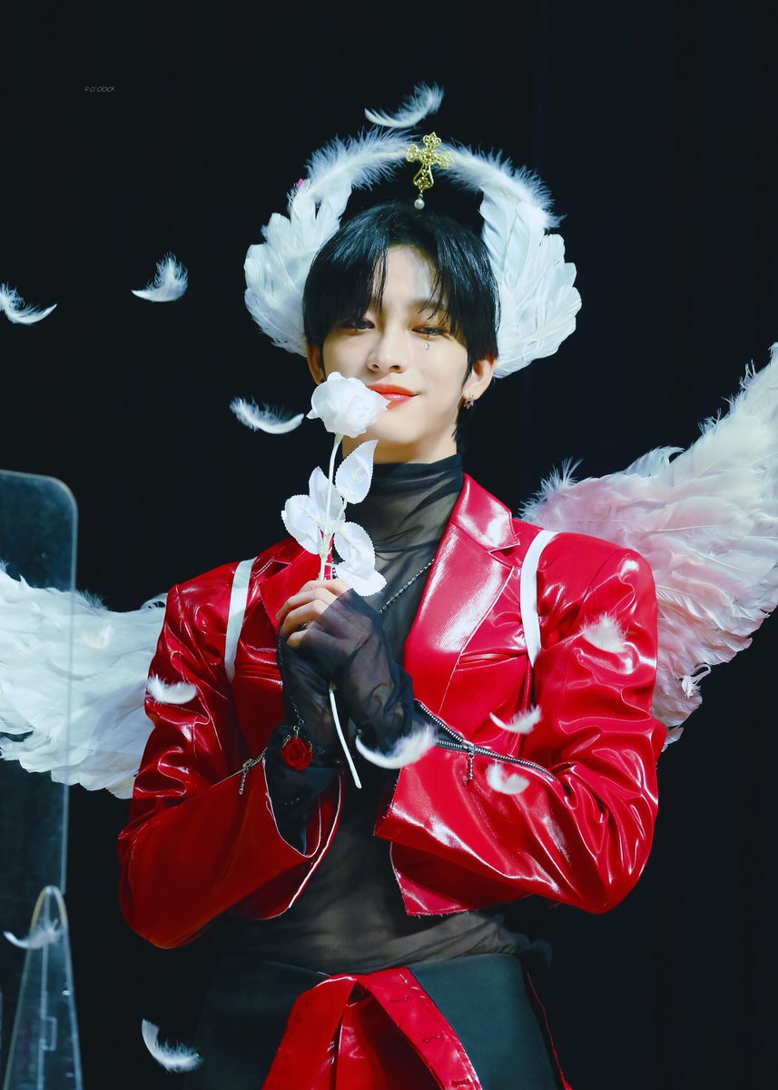 9oclock1213's tweet photo. 220130 #나인 

#OnlyOneOf #온리원오브 
#NINE @OnlyOneOfmember https://t.co/RJmcjQ7fJP