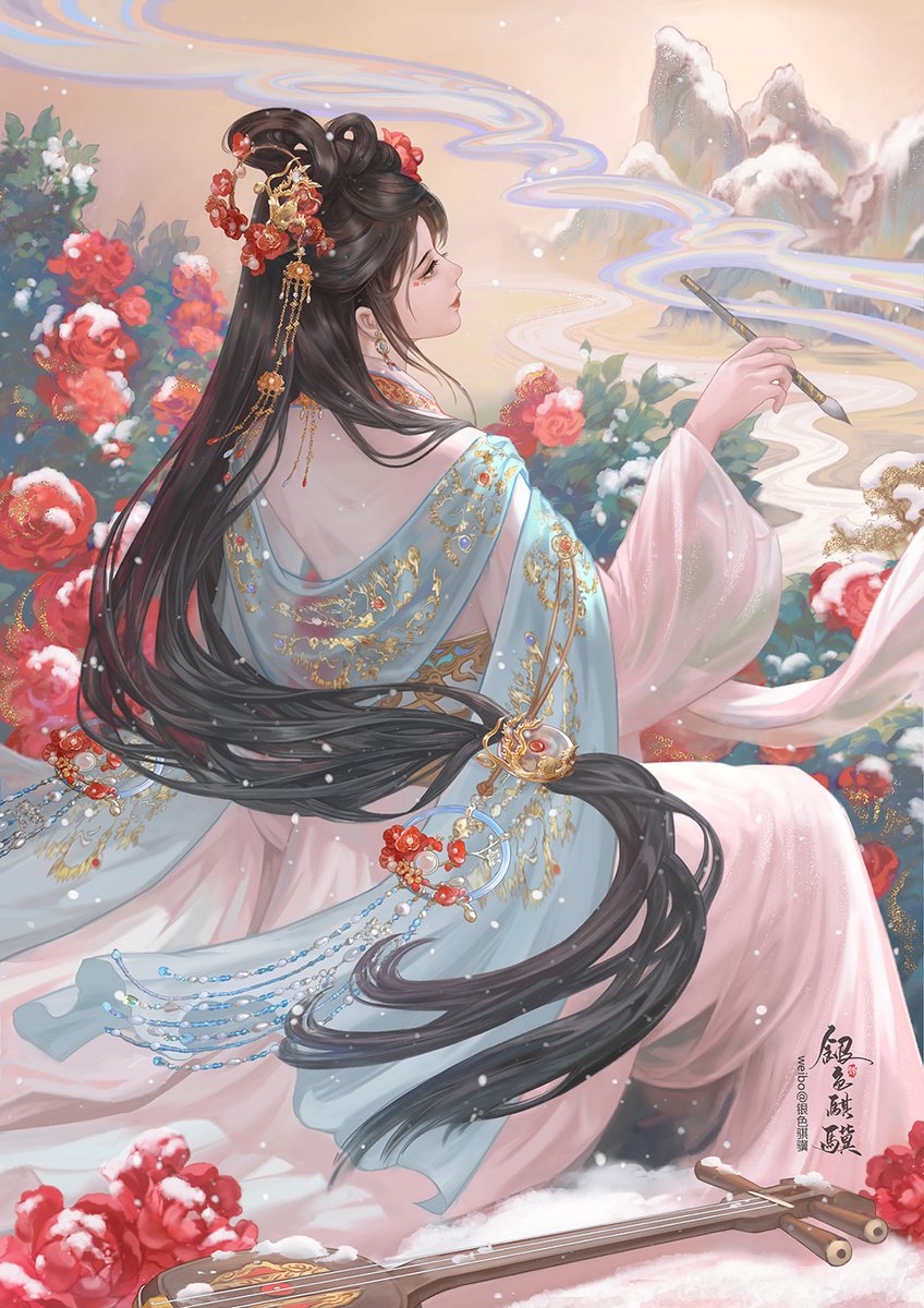 春迟惹雪作飞花
Late spring