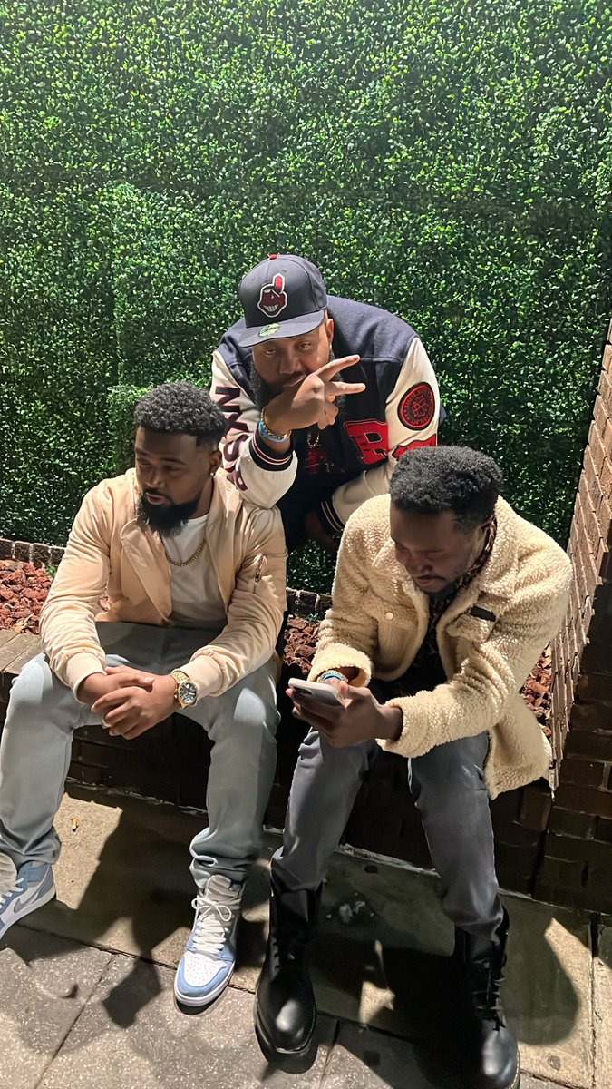 CheckTheResume's tweet photo. @LandoYBreezy @ThatDakari @Old_Soul_Yo #ANSIP https://t.co/PeBkcOOtcB