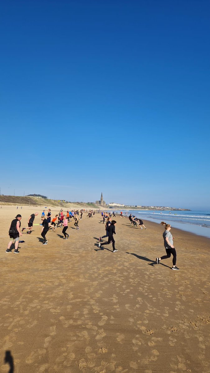 Best morning of the year for our #tynemouth #beach #bootcamp stunning ☀️☀️ #health #fitness #gym #beachlife #mentalhealth #weightloss #running #cycling #yoga #positive #sunrise #newcastle #workout #beachworkout #nutrition #vitaminD