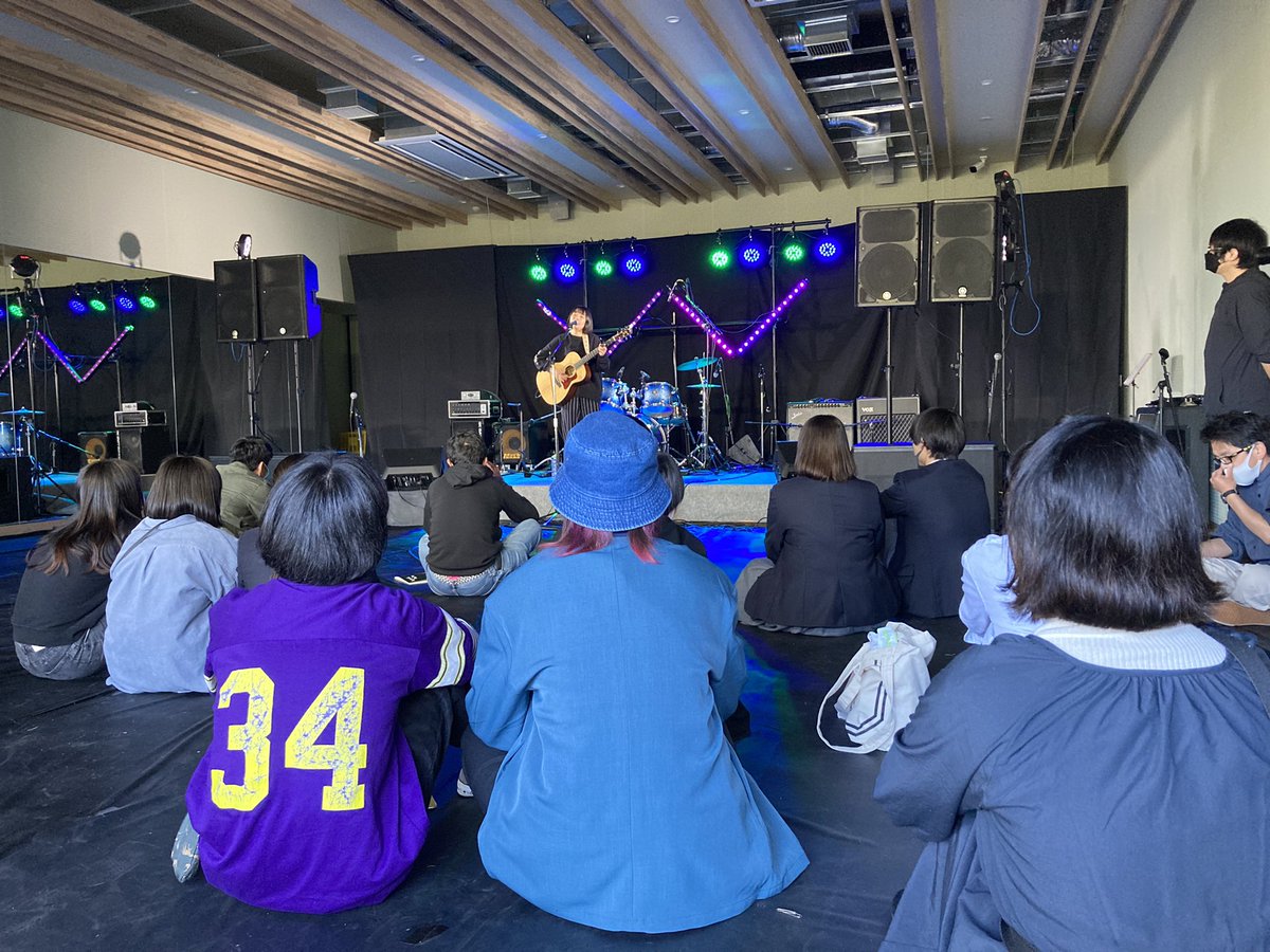 irohaMF_of's tweet photo. 本日最後の7組目！
有島未来
始まりました！

#イロハMF https://t.co/A4BjEBDFDJ