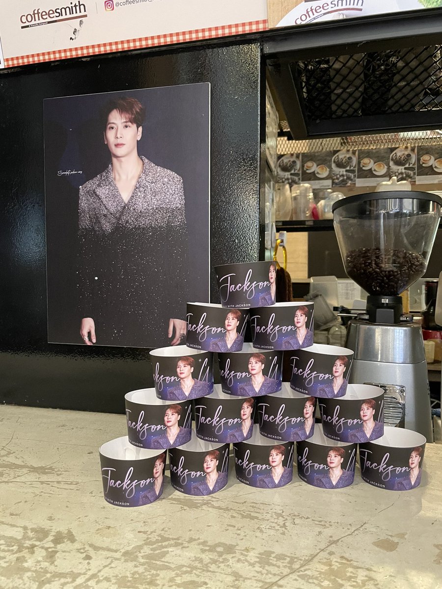 _stephy925's tweet photo. #WalkingWithJackson
Joining the 4th event by @King_JFlawless since 2019^^ thanks for organising 💚
#ps I still have some Dr. Jart photocards, come and get it ^^ https://t.co/zrUWYmX3jx