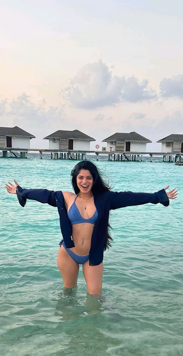 Southqueens1's tweet photo. #Divyabharathi UHĎ 👙#divyabharathihot #Divyabharathifans https://t.co/AA6CAF8sjX