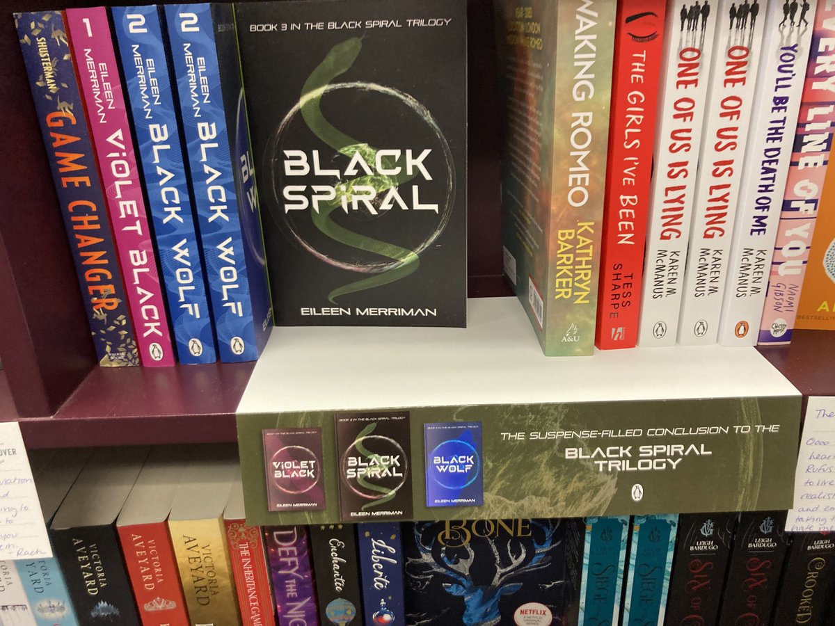 MerrimanEileen's tweet photo. Happened to be at The Booklover in Milford when a teen was buying Violet Black - so I signed it. I wonder if she was the same teen who went back and bought the next two books in the trilogy today #BlackSpiral #NZYA โฆ@PenguinBooks_NZโฉ โฆ@HighSpotLitโฉ https://t.co/V0UZx4dC5f