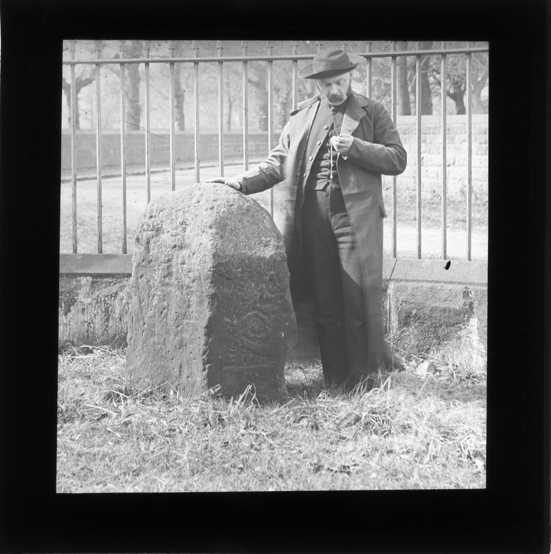 HeirOxford's tweet photo. Checking that the prehistoric Calder Stones have been correctly recalibrated for the clocks going forward, c. 1891 😂
#StandingStoneSunday #SpringForward 
HEIR 36429 https://t.co/UquOmRSrzj