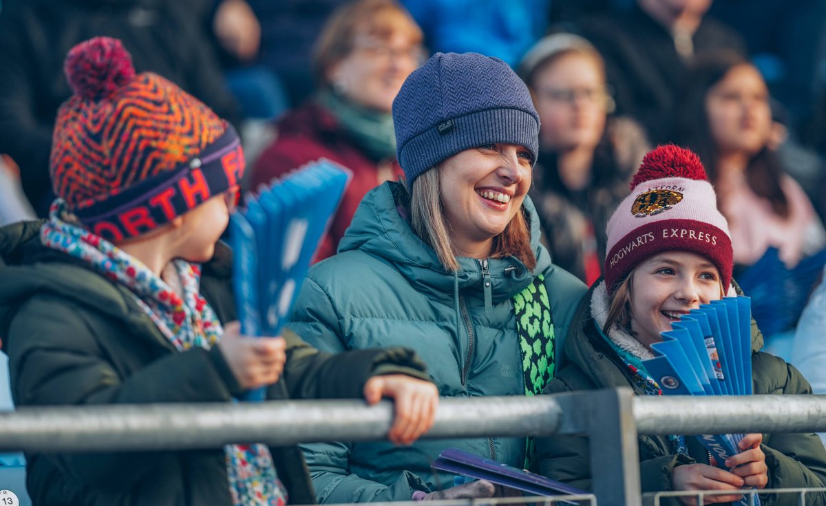 ManCity's tweet photo. Happy #MothersDay to all the wonderful City mums out there! 💙 https://t.co/JcWsjfQyjs