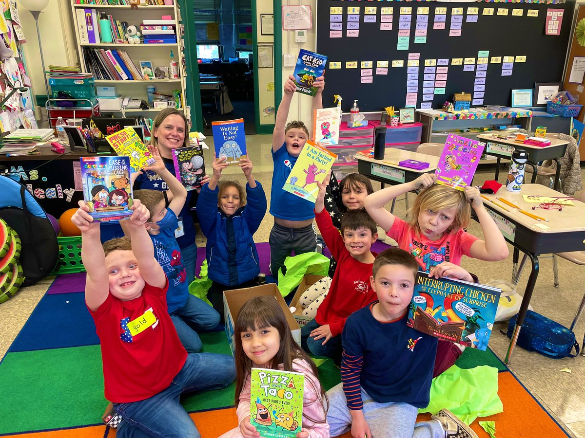 OliverClownfish's tweet photo. Each class had $100 to spend on books for their classroom library. The books came in and excitement abounds!Thank you @harfordedu !!! @DartersDAES @HCPSchools #books #studentchoice #engagement https://t.co/zrGHcc7sE6