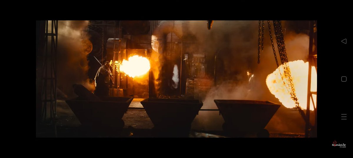 Tenali_kurrodu's tweet photo. K ramp shots
#KGFChapter2Trailer https://t.co/DPEM6TvXCj