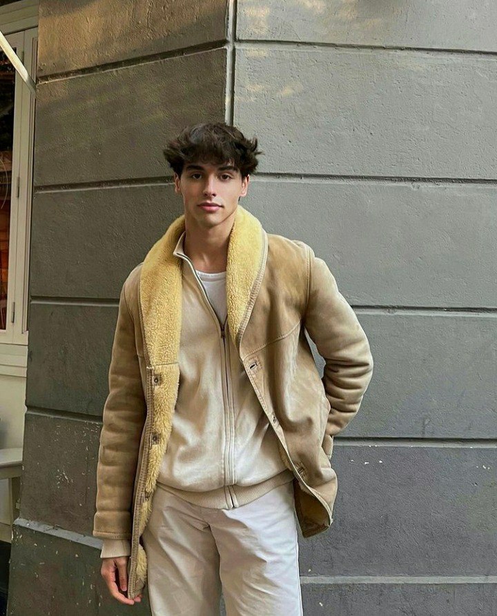 cineumatic's tweet image. I would like to expand my social circle, so i do #openfollow for western roleplayer only. Tap the retweet button to get a follow from me and let's be friends.