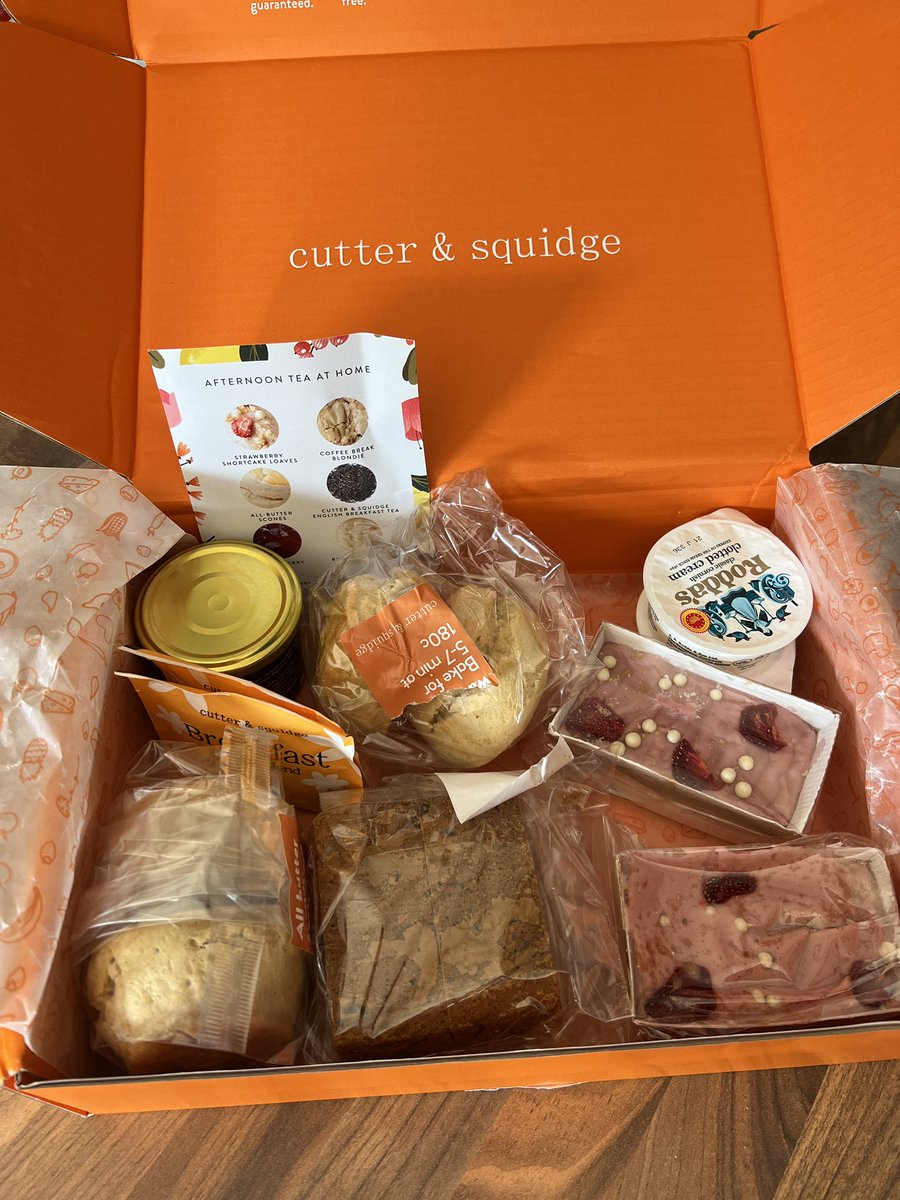 DegsyScott's tweet photo. A brilliant find for Mother’s Day.. Afternoon Tea in a box! Definitely going to use #CutterandSquidge again https://t.co/KavIftNns3