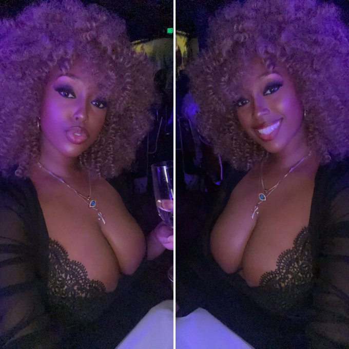 Happy Sunday Tweeps 😘❤️ https://t.co/z4k63nH9OS<a href="/tag/lips"class="tags"><span>#lips</span></a>